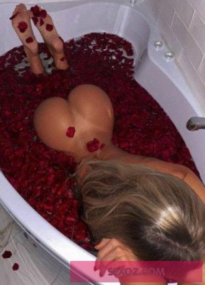 Женя , фото с сайта SexOz.love
