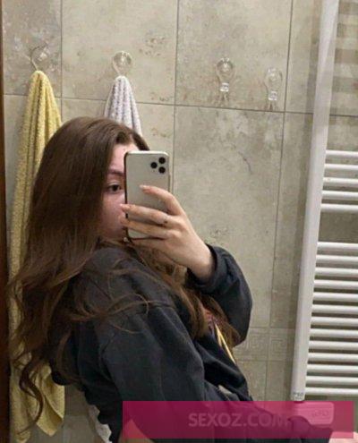 Яна, анкетные фото